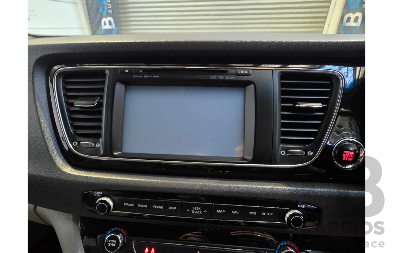 8/2015 Kia Carnival SLi YP MY16 4d Wagon Blue 3.3L