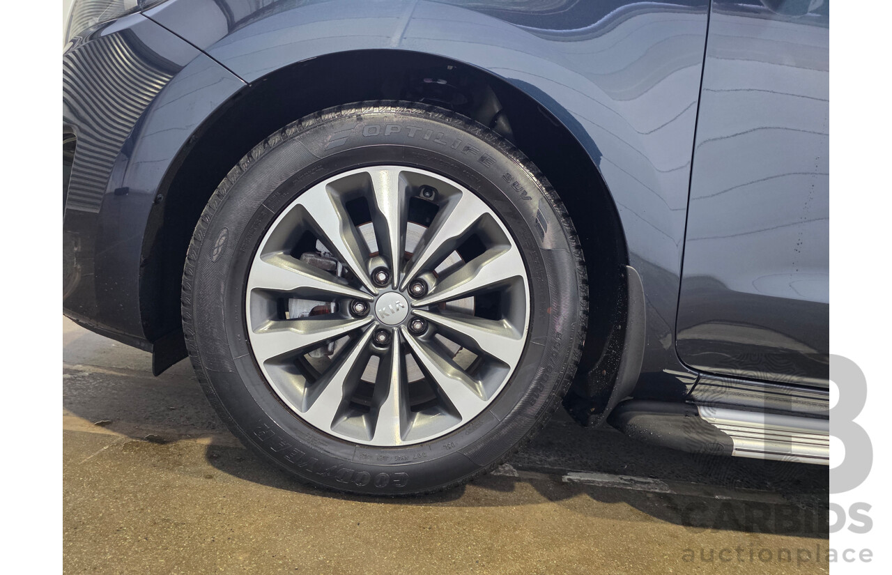 8/2015 Kia Carnival SLi YP MY16 4d Wagon Blue 3.3L