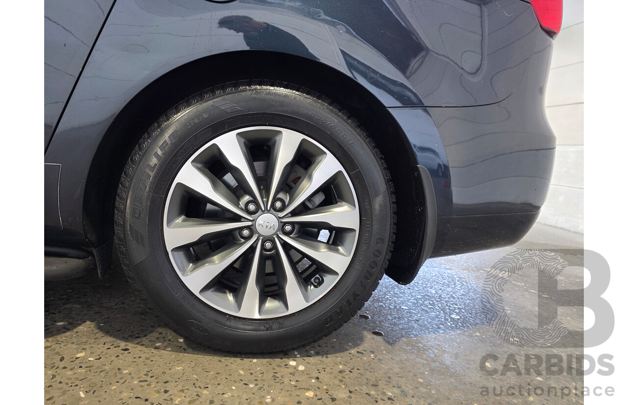 8/2015 Kia Carnival SLi YP MY16 4d Wagon Blue 3.3L