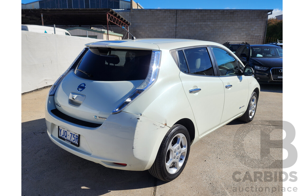 08/2013 Nissan Leaf  ZE0 5d Hatchback White 0.0