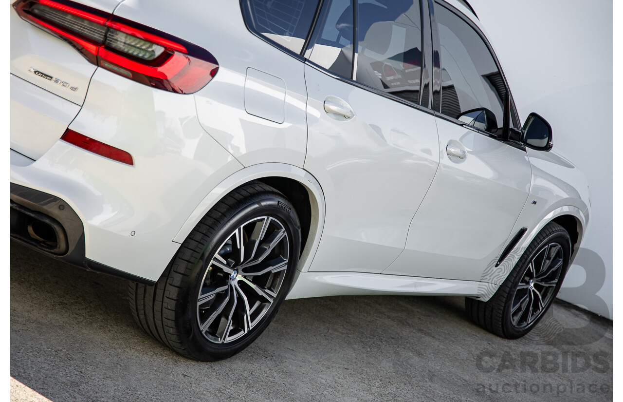 11/2020 BMW X5 xDrive 30d M-Sport Package (AWD) G05 MY21 4d Wagon Mineral White Metallic Turbo Diesel 3.0L