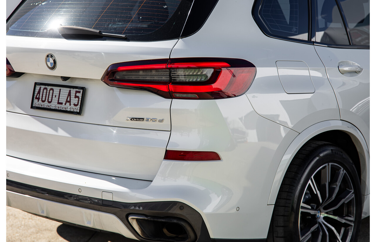 11/2020 BMW X5 xDrive 30d M-Sport Package (AWD) G05 MY21 4d Wagon Mineral White Metallic Turbo Diesel 3.0L