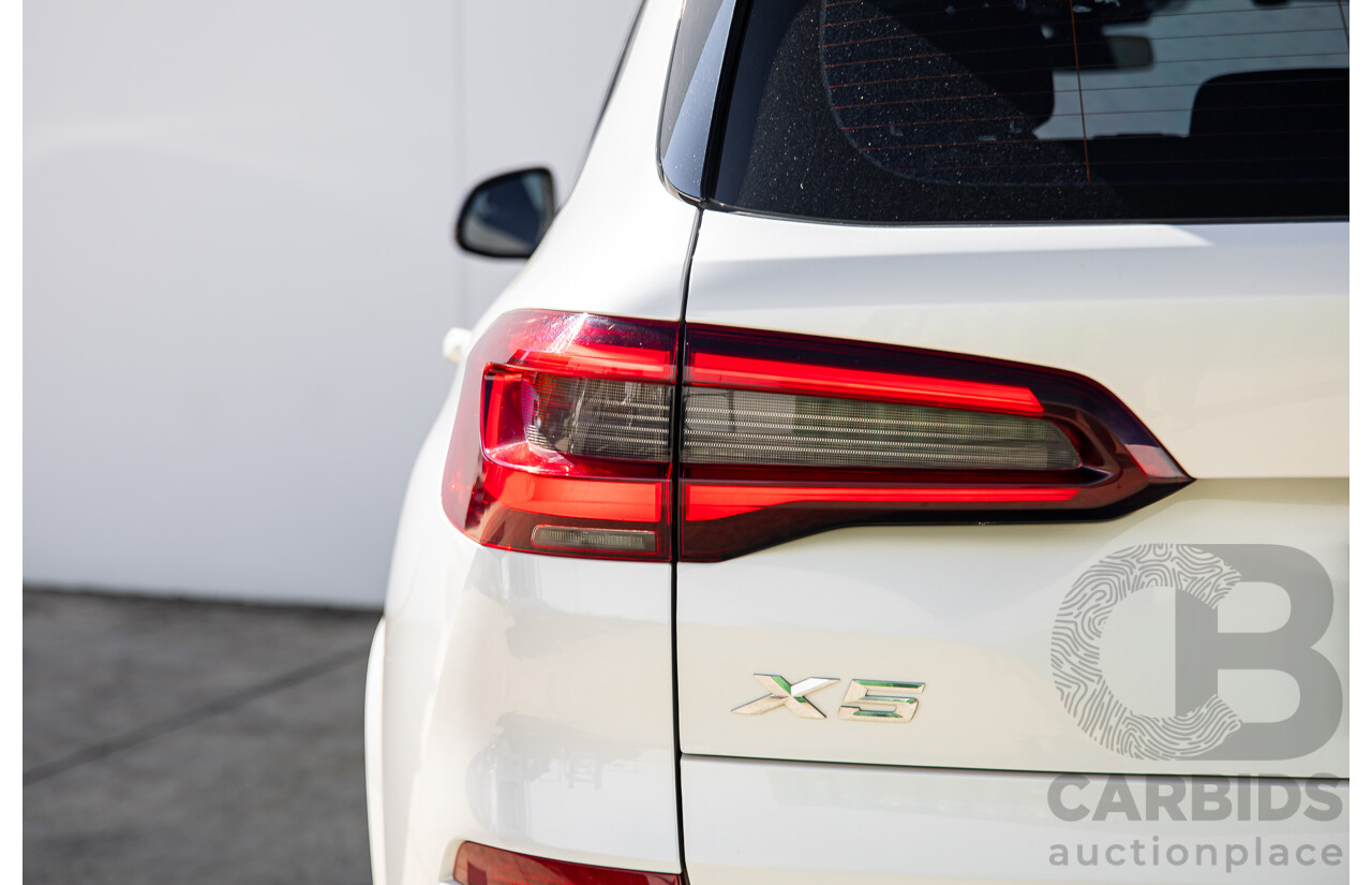 11/2020 BMW X5 xDrive 30d M-Sport Package (AWD) G05 MY21 4d Wagon Mineral White Metallic Turbo Diesel 3.0L