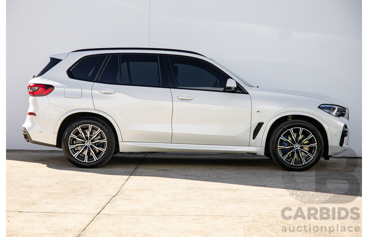 11/2020 BMW X5 xDrive 30d M-Sport Package (AWD) G05 MY21 4d Wagon Mineral White Metallic Turbo Diesel 3.0L