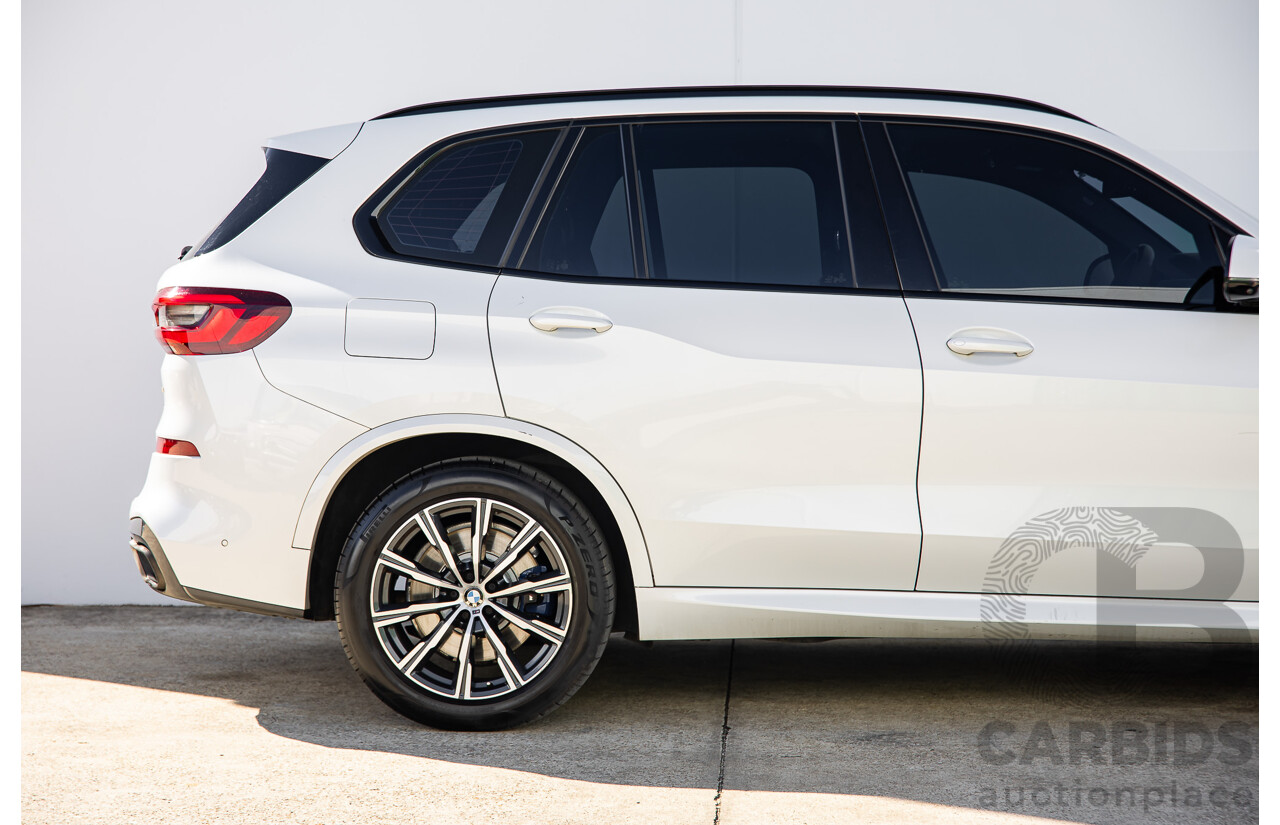 11/2020 BMW X5 xDrive 30d M-Sport Package (AWD) G05 MY21 4d Wagon Mineral White Metallic Turbo Diesel 3.0L