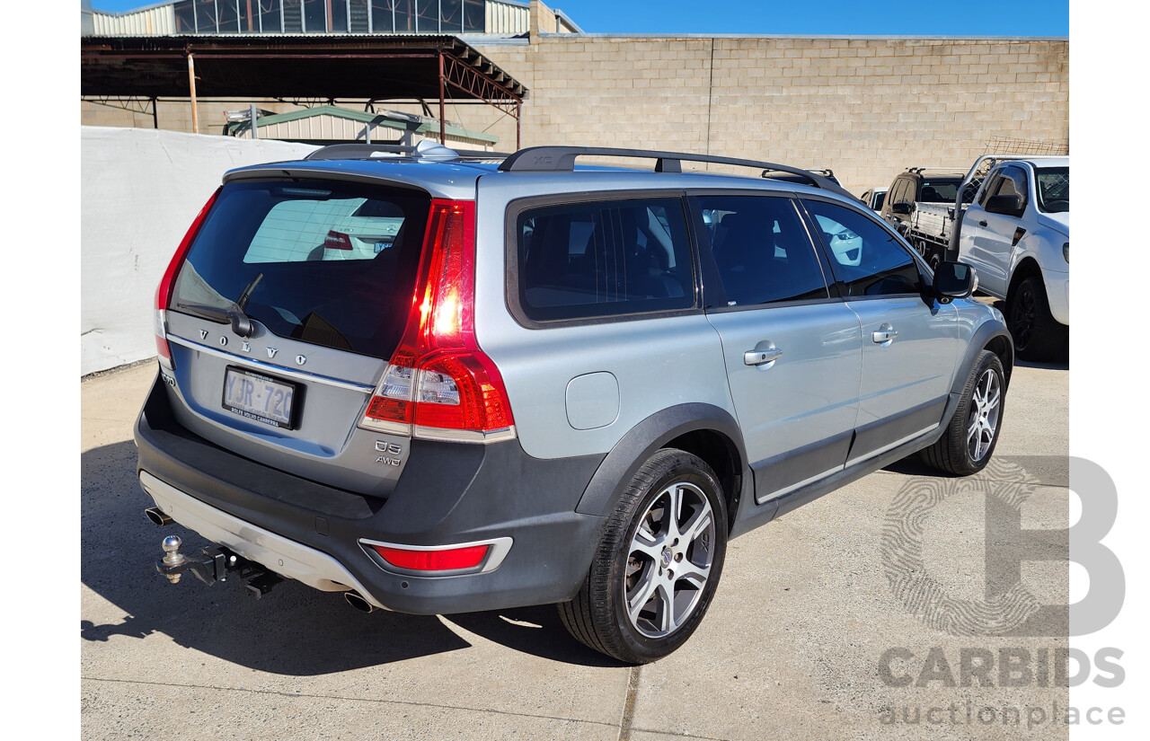 01/2014 Volvo Xc70 D5 Teknik BZ MY13 4d Wagon Silver 2.4L