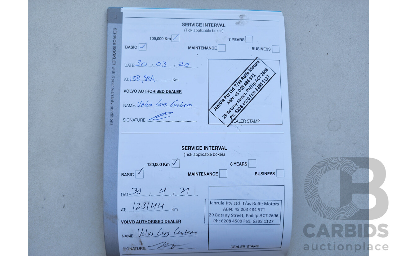 01/2014 Volvo Xc70 D5 Teknik BZ MY13 4d Wagon Silver 2.4L