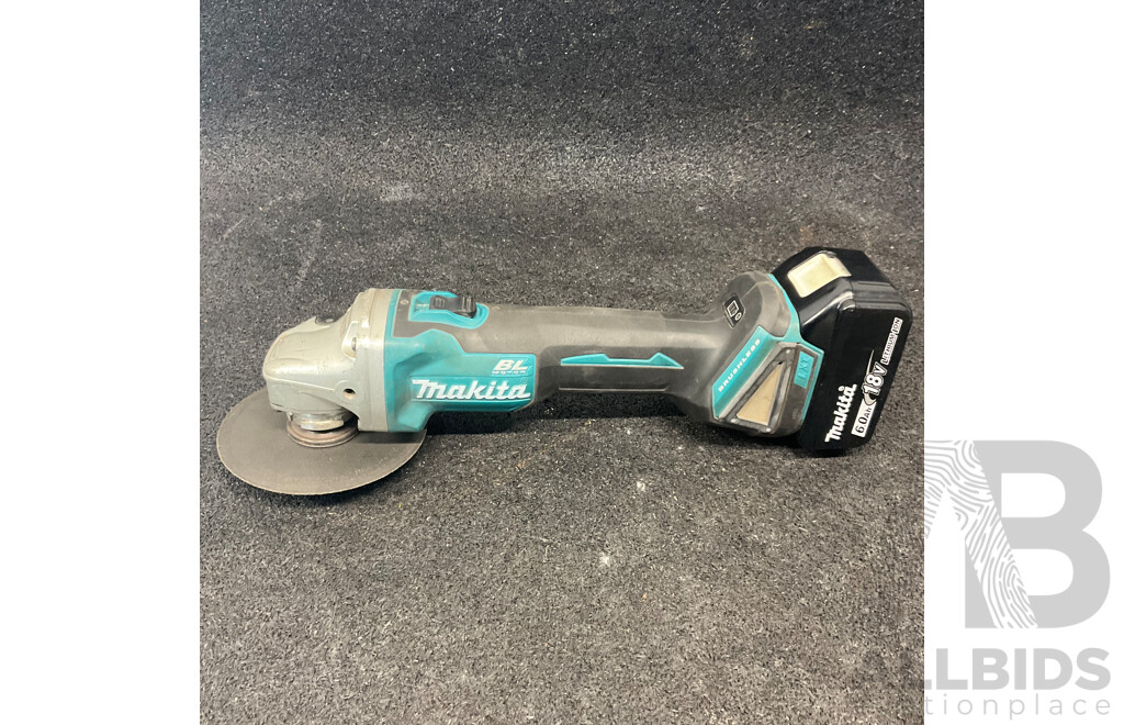 MAKITA DGA504Z 18V LXT Brushless Angle Grinder with 18v 6.0ah Battery