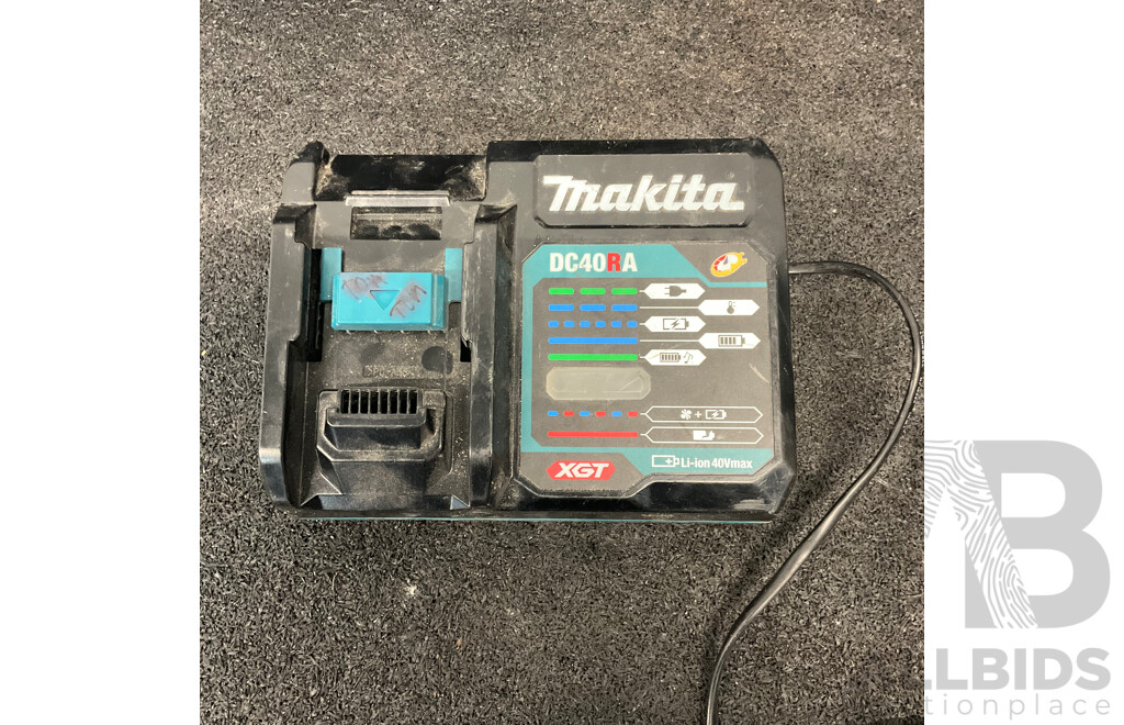 MAKITA DC40RA 40V Max XGT Battery Charger