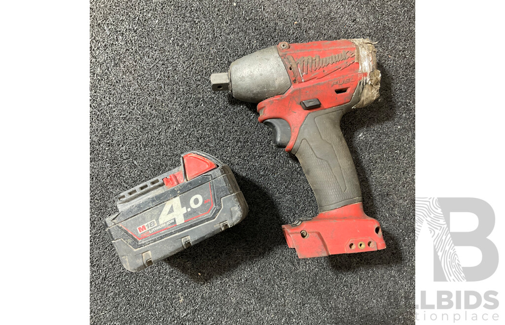 MILWAUKEE M18 Impact Wrench with 4.0Ah Battery