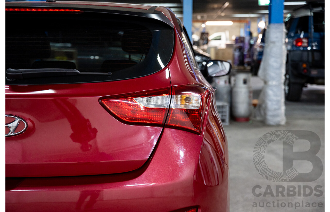 12/2014 Hyundai I30 Trophy GD MY14 5D Hatchback Red 1.8L