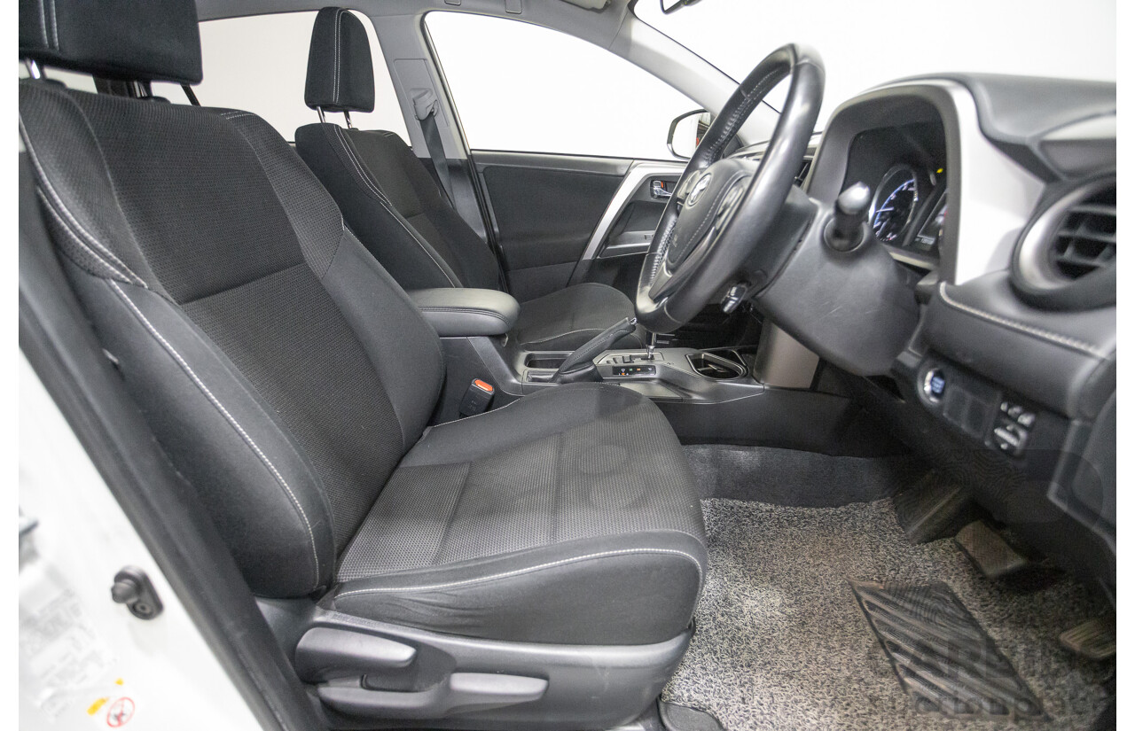 07/2016 Toyota Rav4 GXL ZSA42R MY16 4D Wagon Glacier White