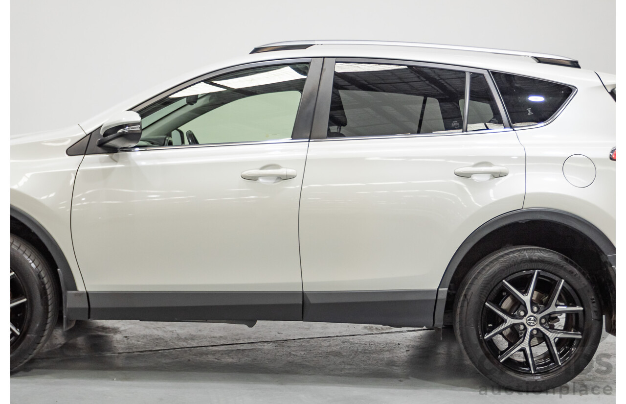07/2016 Toyota Rav4 GXL ZSA42R MY16 4D Wagon Glacier White