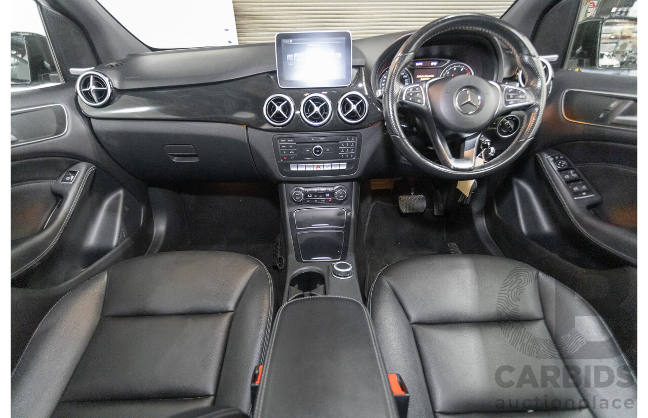 9/2015 Mercedes-Benz B200 246 MY15 5d Hatchback Calcite White Turbo 1.6L