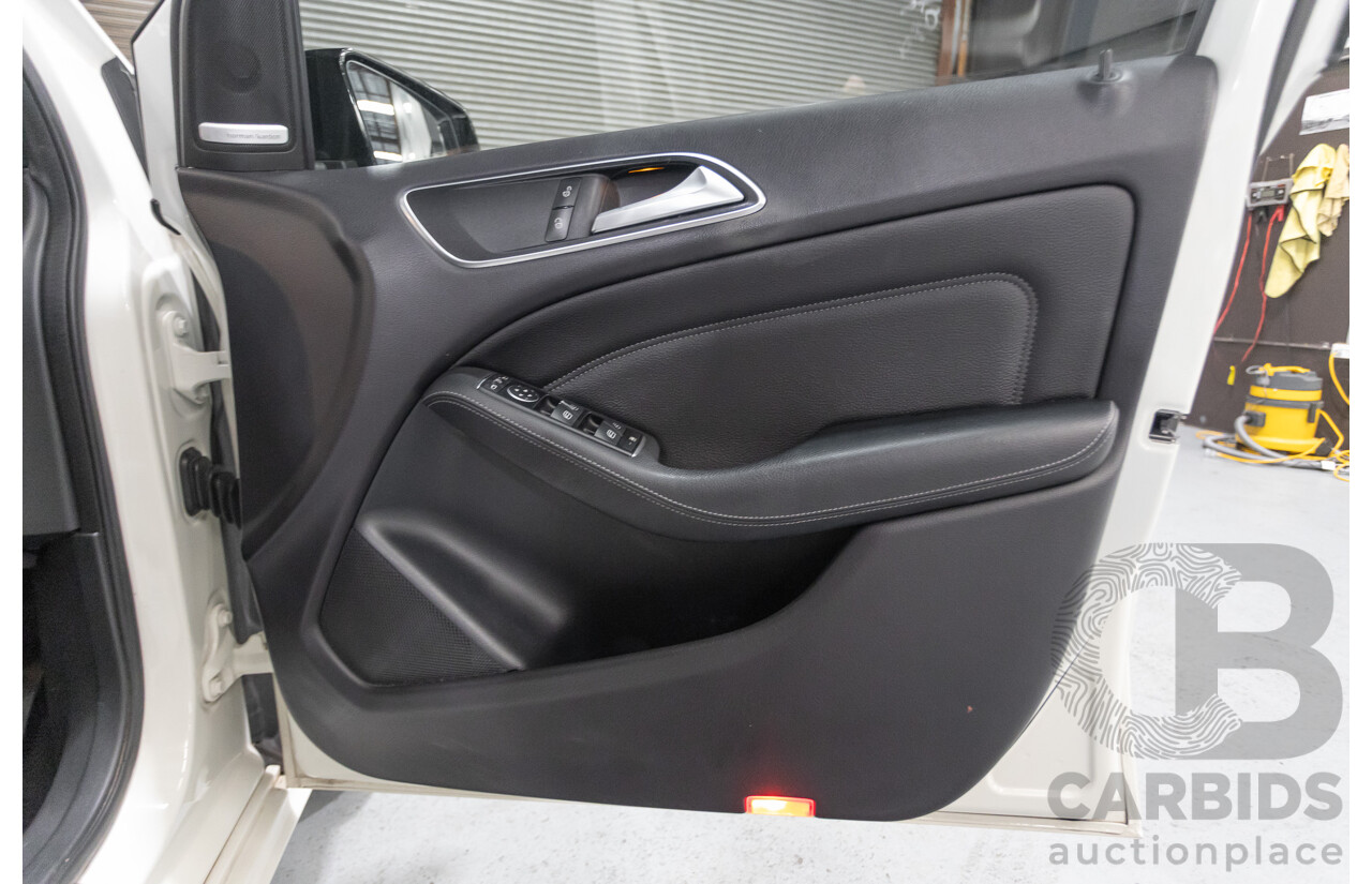 9/2015 Mercedes-Benz B200 246 MY15 5d Hatchback Calcite White Turbo 1.6L