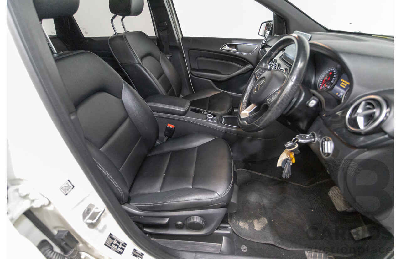 9/2015 Mercedes-Benz B200 246 MY15 5d Hatchback Calcite White Turbo 1.6L