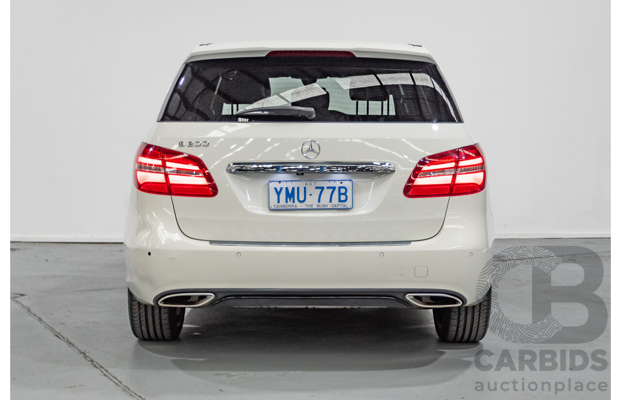 9/2015 Mercedes-Benz B200 246 MY15 5d Hatchback Calcite White Turbo 1.6L