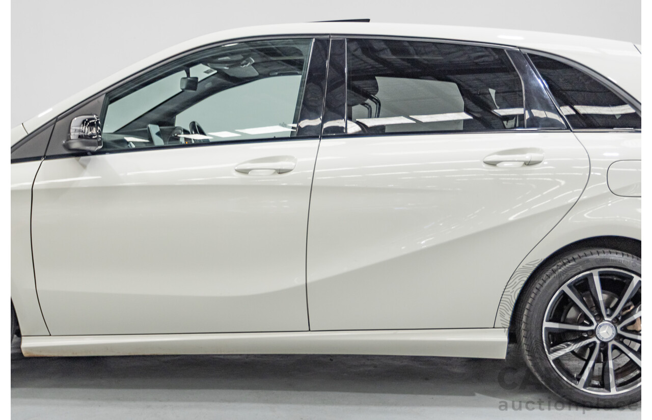 9/2015 Mercedes-Benz B200 246 MY15 5d Hatchback Calcite White Turbo 1.6L