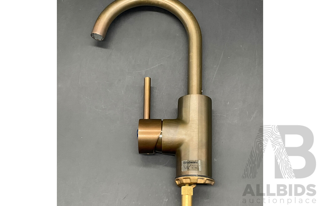 BRODWARE Stik Basin Mixer (Weathered Brass) - Lot of 4