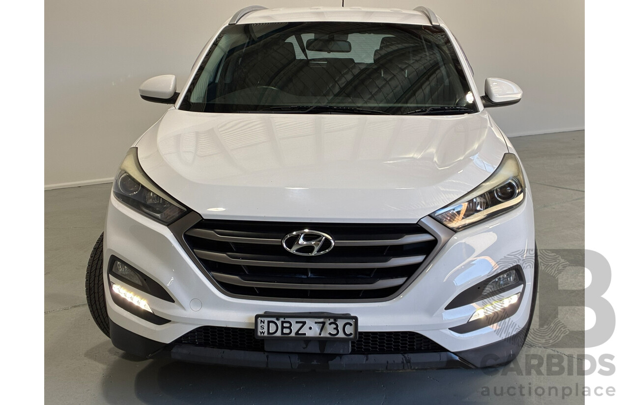 10/2015 Hyundai Tucson Active X (FWD) TL 4D Wagon White 2.0L