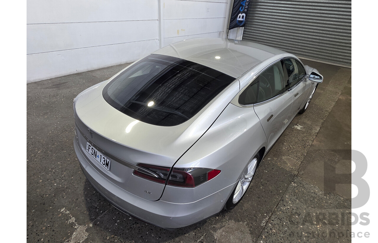 11/2014 Tesla Model S 85 (RWD) 4d Hatchback Silver Electric