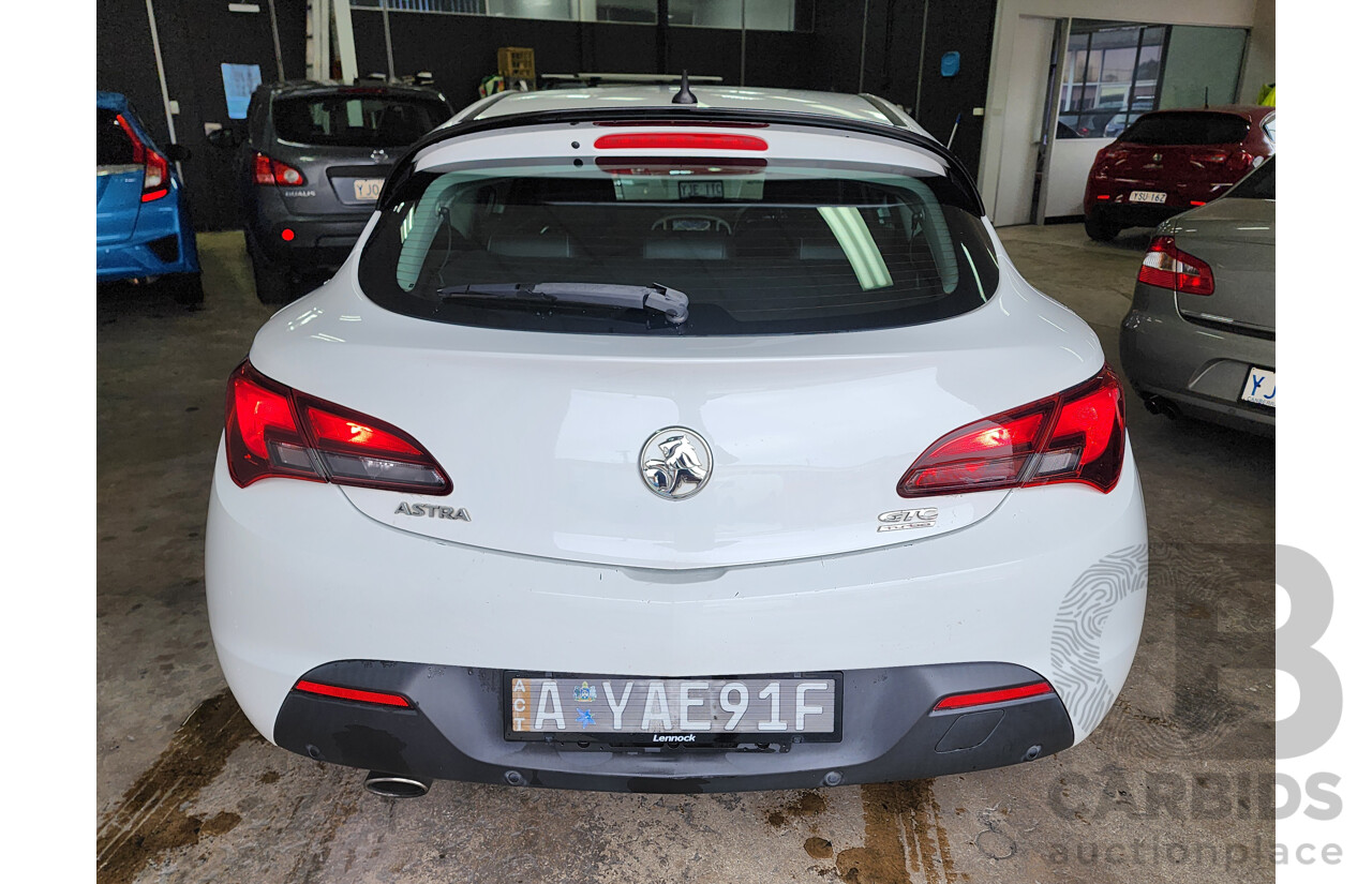 07/2015 Holden Astra GTC PJ 3d Hatchback White 1.6L