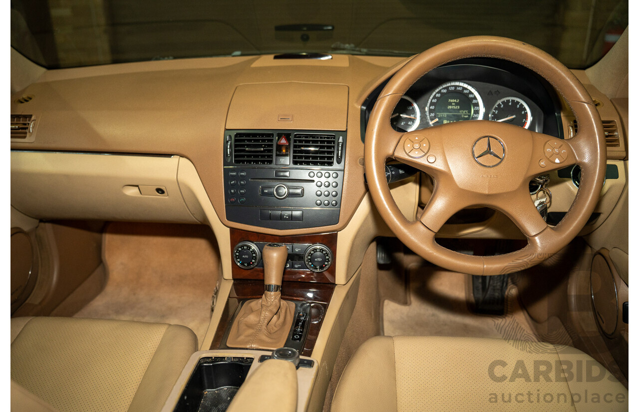 10/2007 Mercedes-Benz C200 Kompressor Classic W204 4D Sedan Blue Supercharged 1.8L