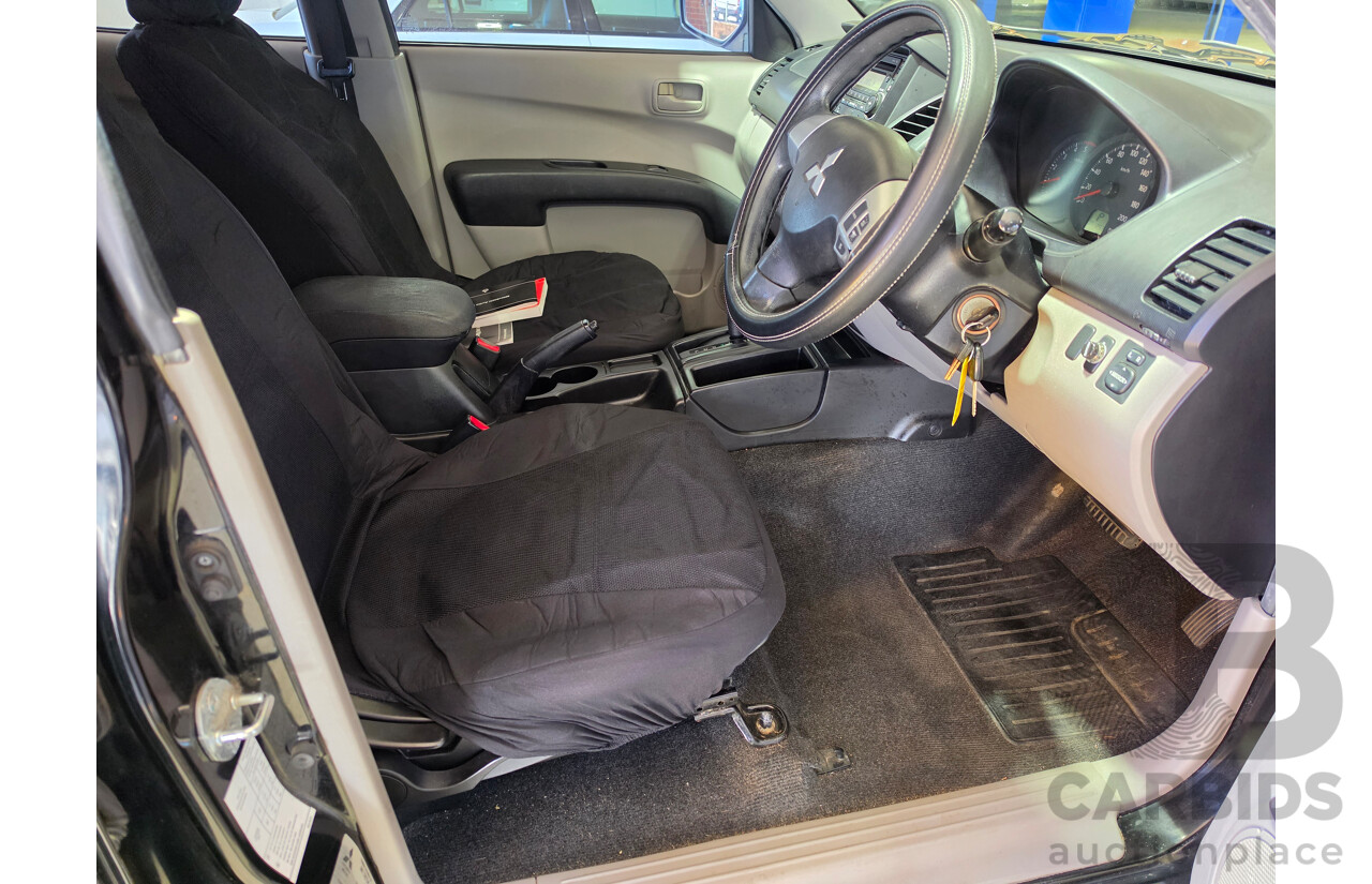 06/2010 Mitsubishi Triton GLX MN MY10 Double Cab Utility Black Turbo Diesel 2.5L
