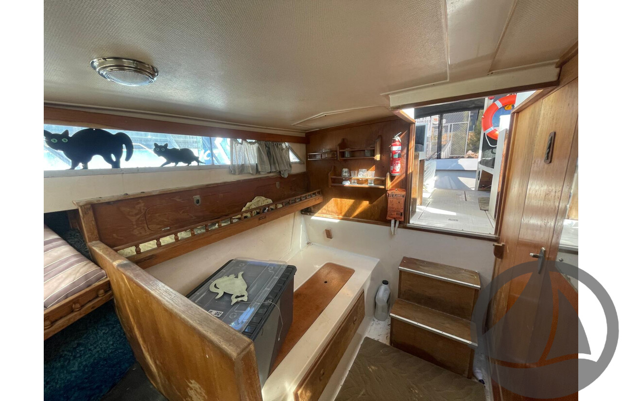 NO RESERVE NSW POLICE AUCTION - Mariner 34 Flybridge, Twin Shaft Drive Engines