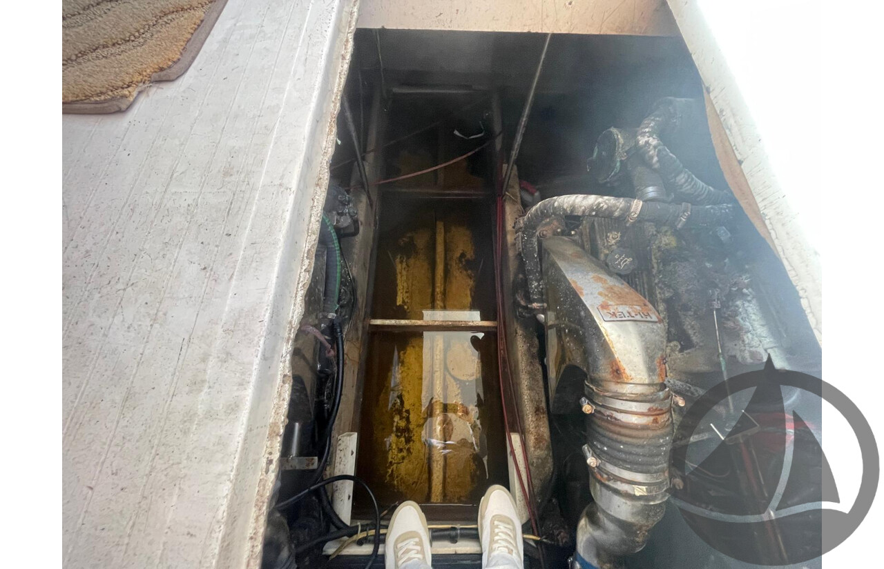 NO RESERVE NSW POLICE AUCTION - Mariner 34 Flybridge, Twin Shaft Drive Engines