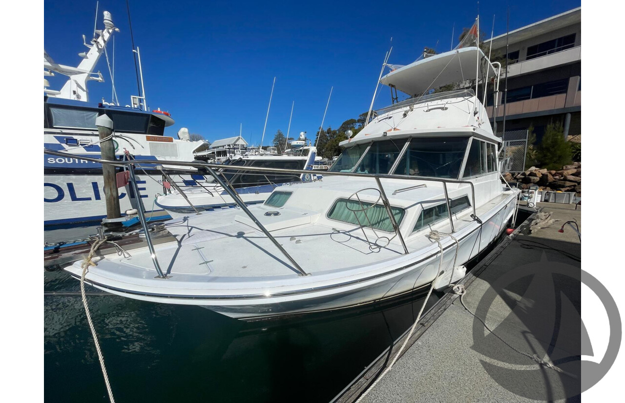 NO RESERVE NSW POLICE AUCTION - Mariner 34 Flybridge, Twin Shaft Drive Engines