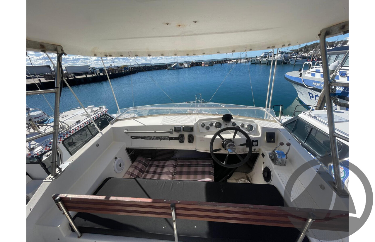 NO RESERVE NSW POLICE AUCTION - Mariner 34 Flybridge, Twin Shaft Drive Engines