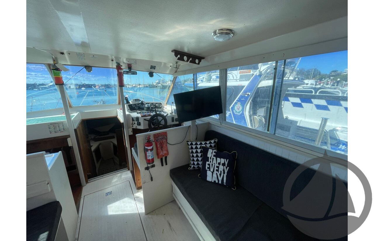 NO RESERVE NSW POLICE AUCTION - Mariner 34 Flybridge, Twin Shaft Drive Engines