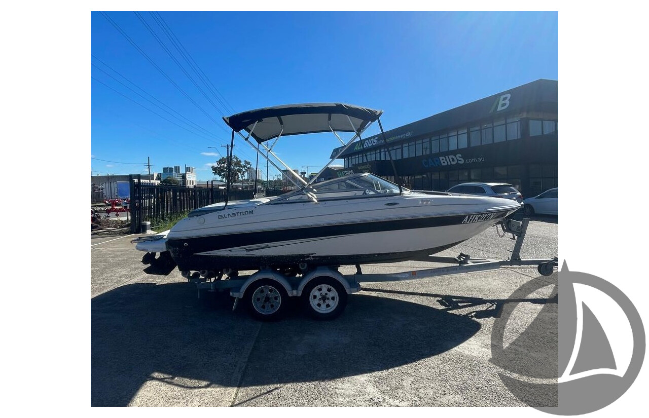 NO RESERVE PRE-LOVED - 2013 Glastron MX185 Bowrider, 2022 TKS 3.0L Mercruiser