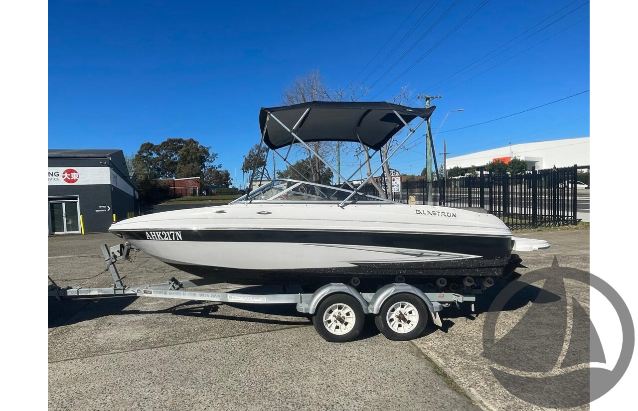 NO RESERVE PRE-LOVED - 2013 Glastron MX185 Bowrider, 2022 TKS 3.0L Mercruiser