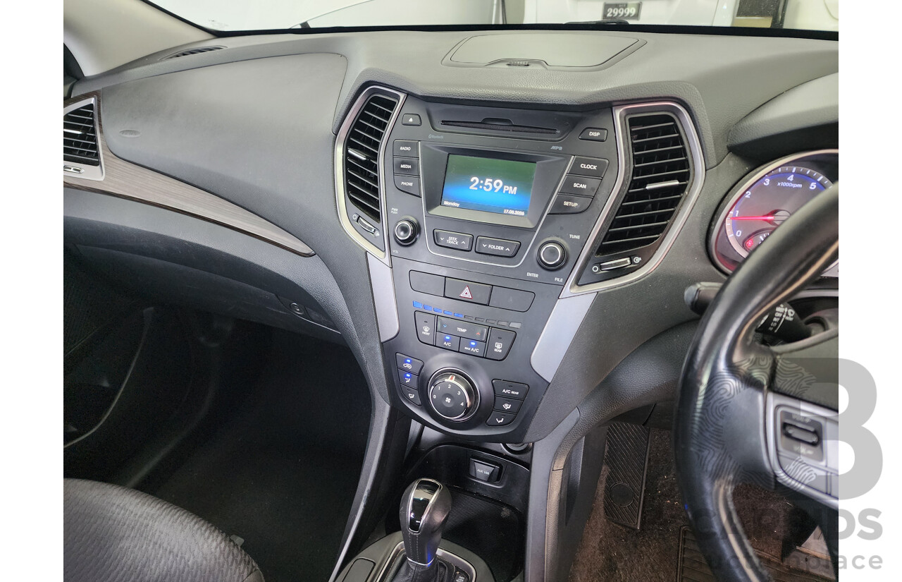 10/2014 Hyundai Santa Fe Active (4x4) DM 4d 7-seater Wagon Silver 2.4L
