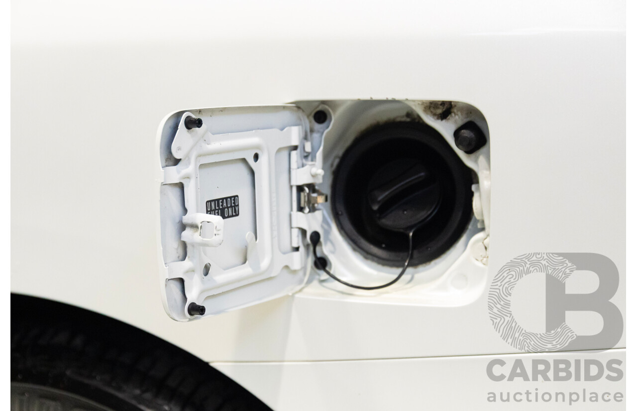 12/2015 Nissan Pathfinder Ti Hybrid(4x4) R52 4D Wagon White 2.5L