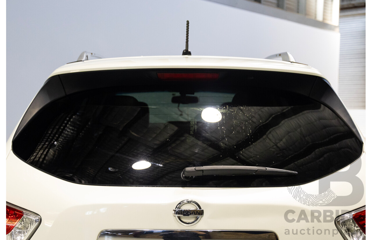 12/2015 Nissan Pathfinder Ti Hybrid(4x4) R52 4D Wagon White 2.5L