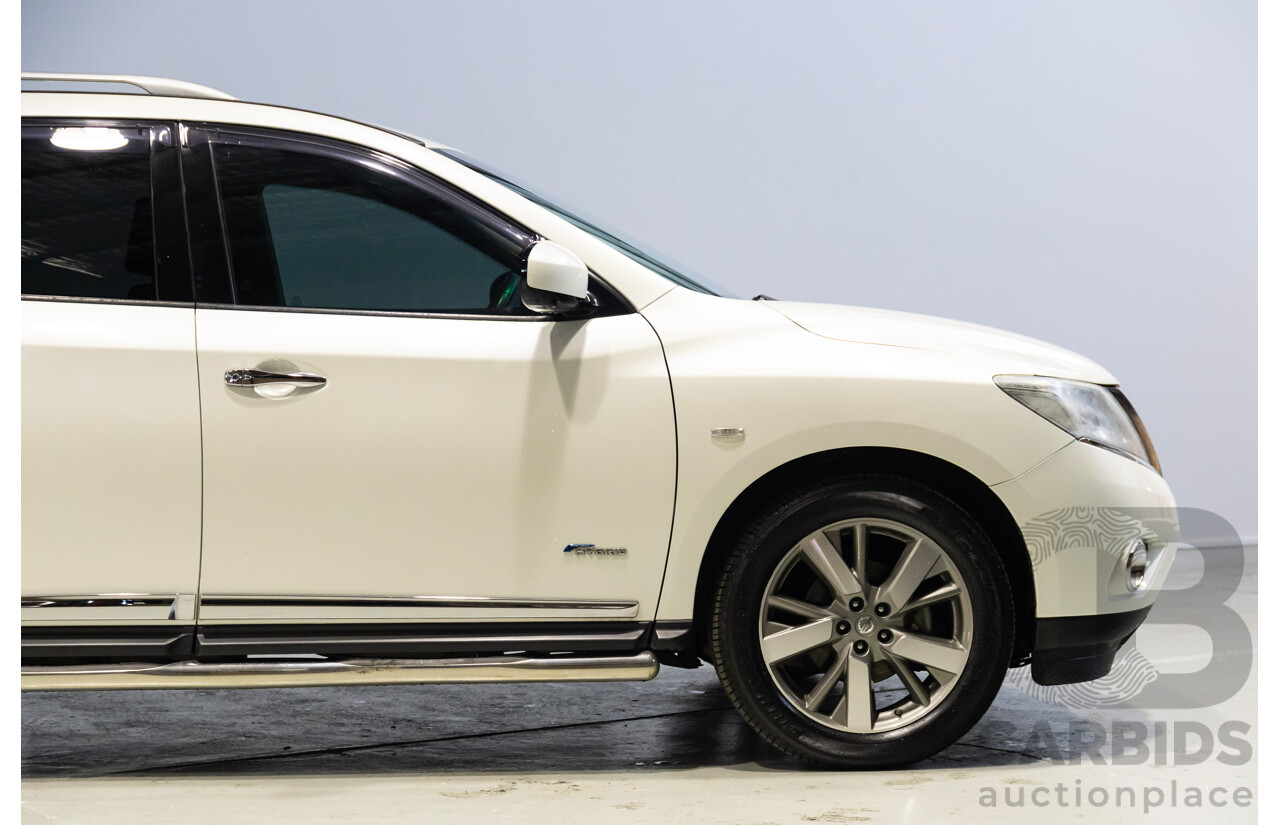 12/2015 Nissan Pathfinder Ti Hybrid(4x4) R52 4D Wagon White 2.5L