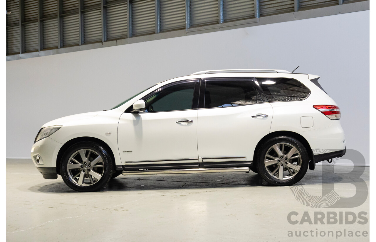 12/2015 Nissan Pathfinder Ti Hybrid(4x4) R52 4D Wagon White 2.5L