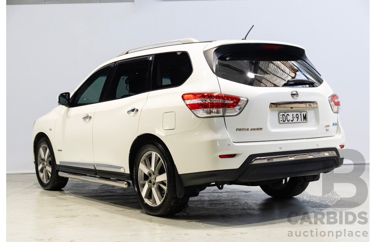 12/2015 Nissan Pathfinder Ti Hybrid(4x4) R52 4D Wagon White 2.5L
