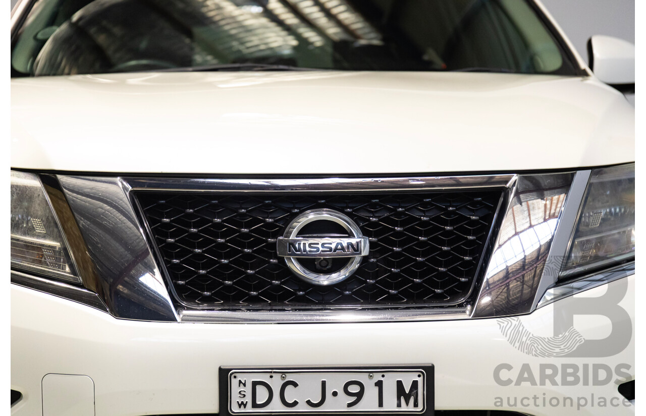12/2015 Nissan Pathfinder Ti Hybrid(4x4) R52 4D Wagon White 2.5L