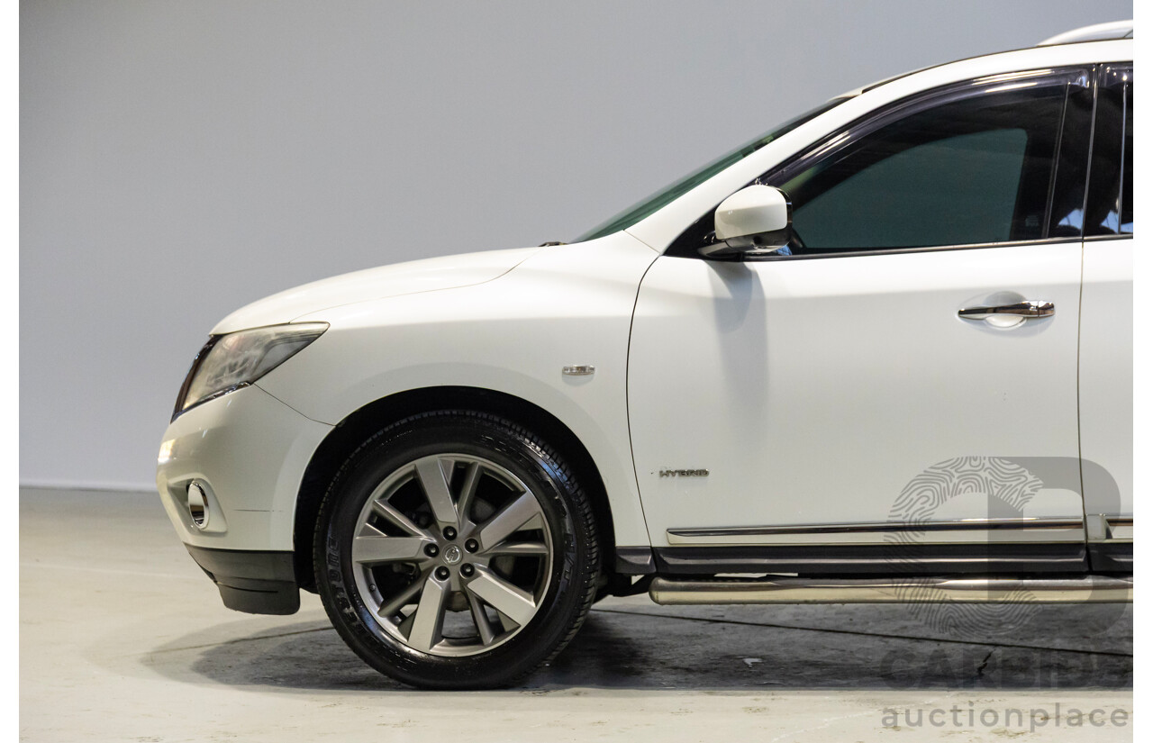 12/2015 Nissan Pathfinder Ti Hybrid(4x4) R52 4D Wagon White 2.5L