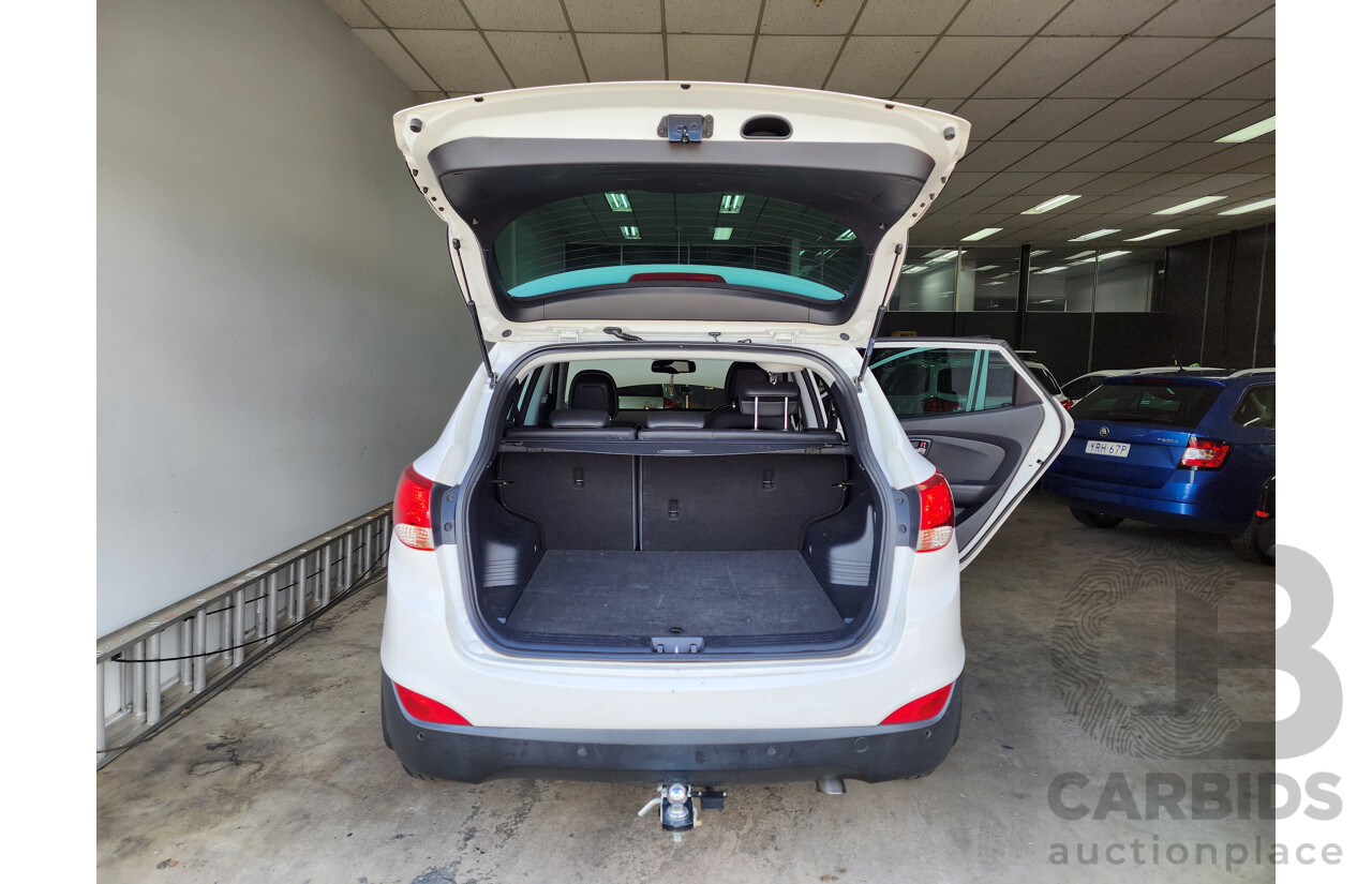 06/2014 Hyundai Ix35 Trophy (fwd) LM SERIES II 4d Wagon White 2.0L