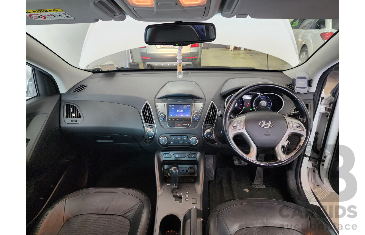 06/2014 Hyundai Ix35 Trophy (fwd) LM SERIES II 4d Wagon White 2.0L