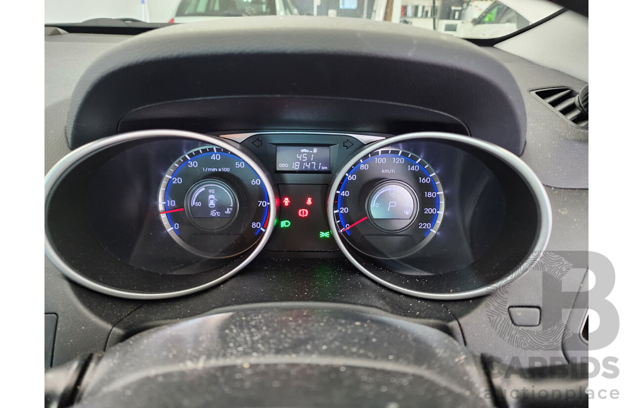 06/2014 Hyundai Ix35 Trophy (fwd) LM SERIES II 4d Wagon White 2.0L