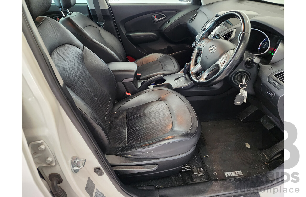 06/2014 Hyundai Ix35 Trophy (fwd) LM SERIES II 4d Wagon White 2.0L