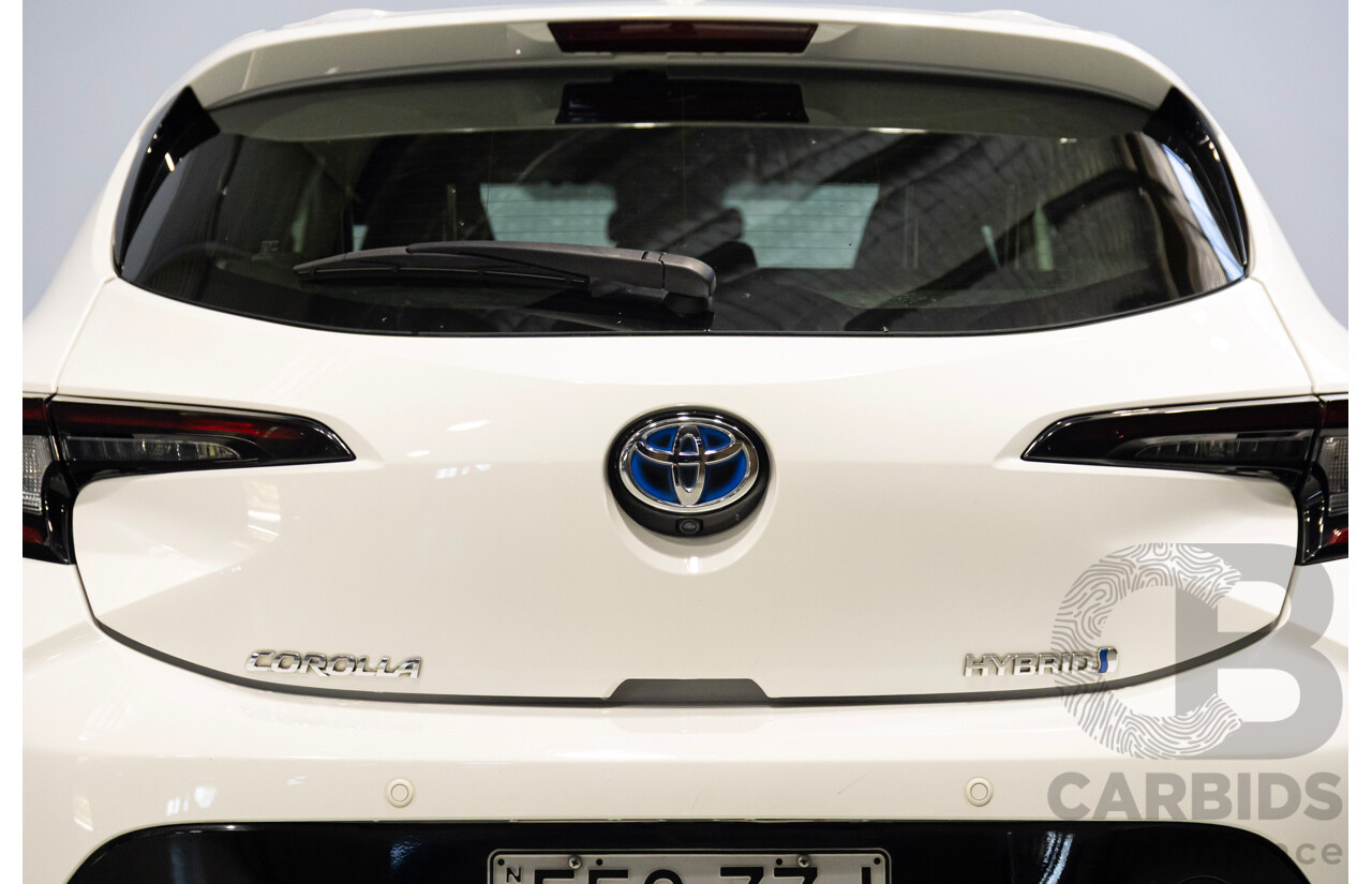 01/2024 Toyota Corolla Ascent Sport Hybrid ZWE219R 5D Hatchback White 1.8L