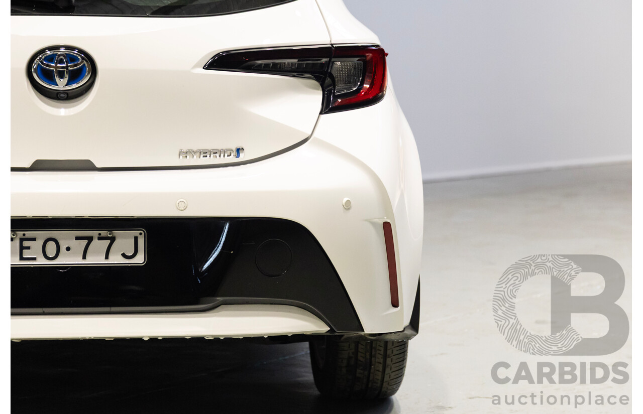 01/2024 Toyota Corolla Ascent Sport Hybrid ZWE219R 5D Hatchback White 1.8L