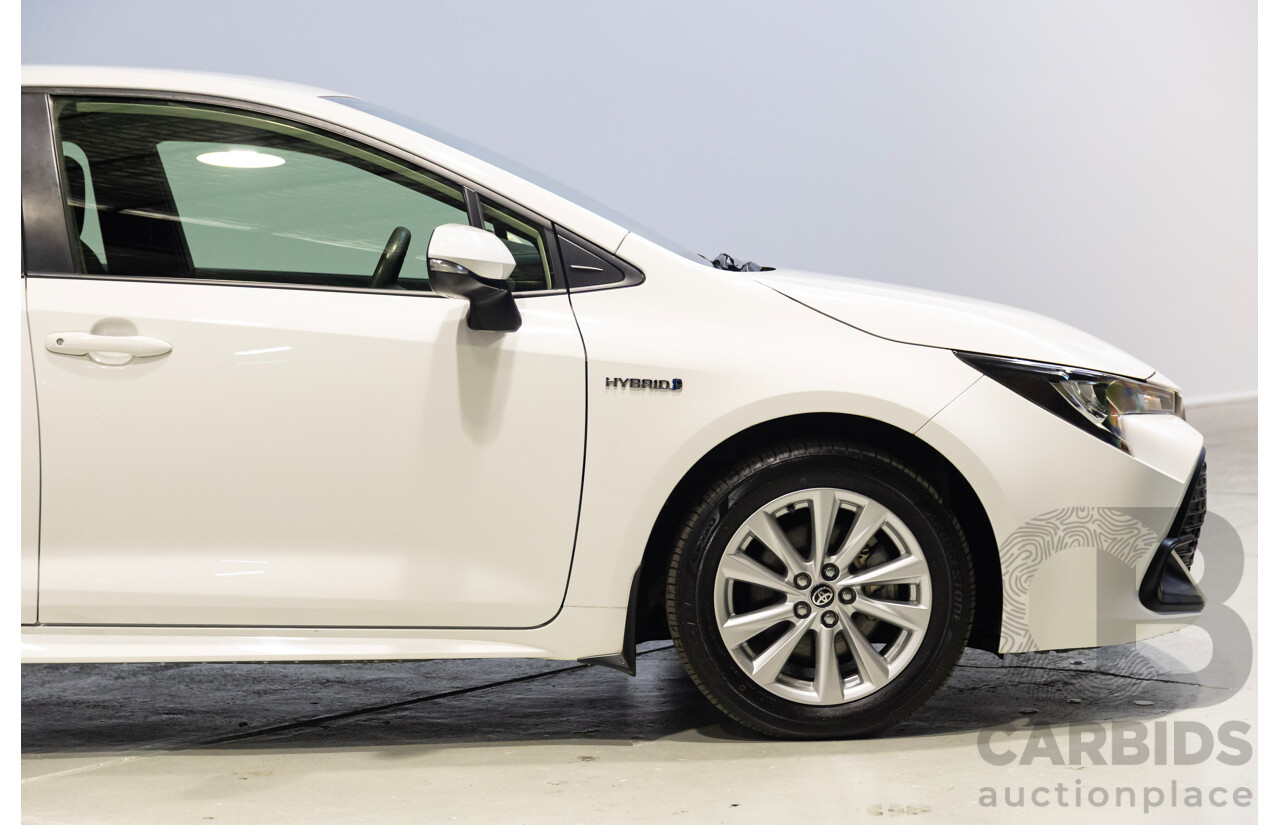 01/2024 Toyota Corolla Ascent Sport Hybrid ZWE219R 5D Hatchback White 1.8L